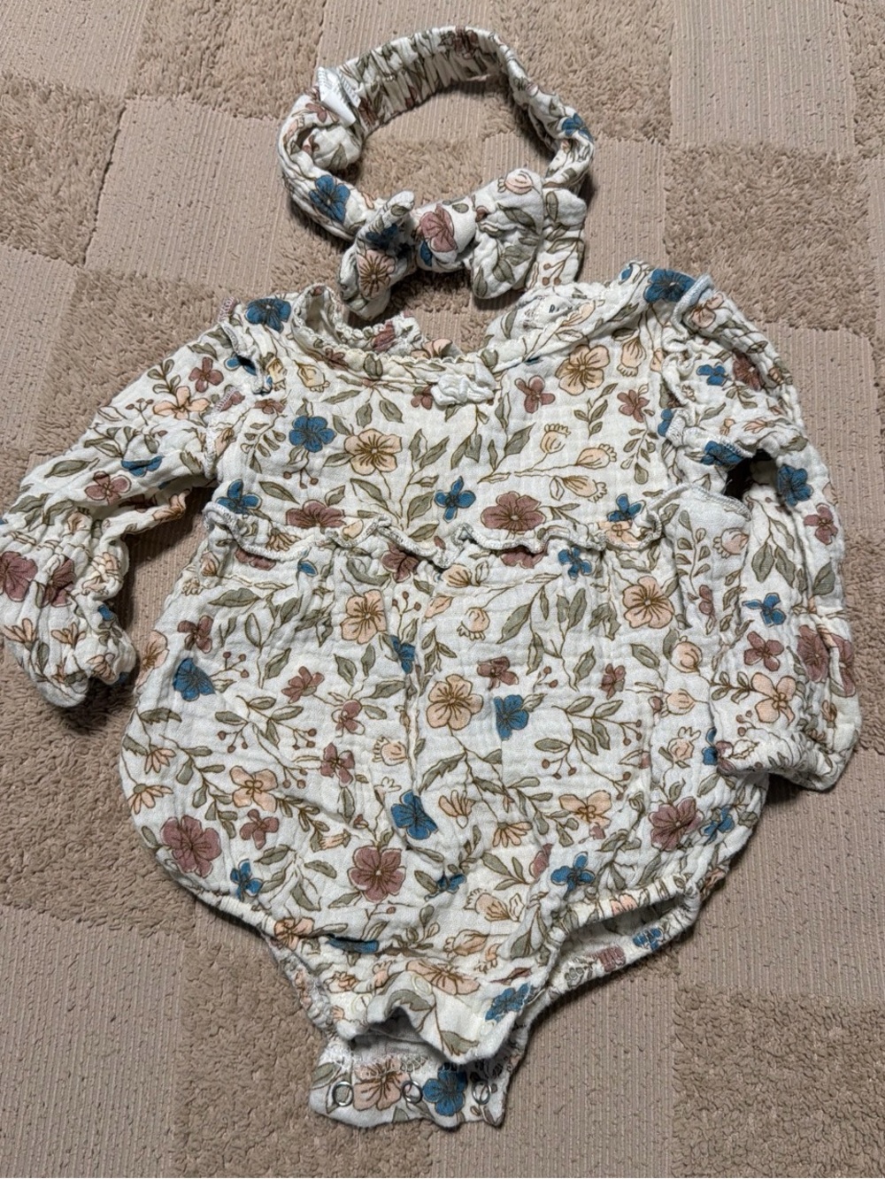 Floral Long-Sleeve Baby Matching Set with Headband - Cream Floral